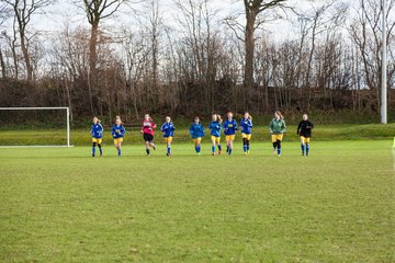 Bild 2 - B-Juniorinnen TSV Gnutz o.W. - SV Henstedt Ulzburg II : Ergebnis: ca. 5:0